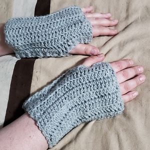 Fingerless Gloves